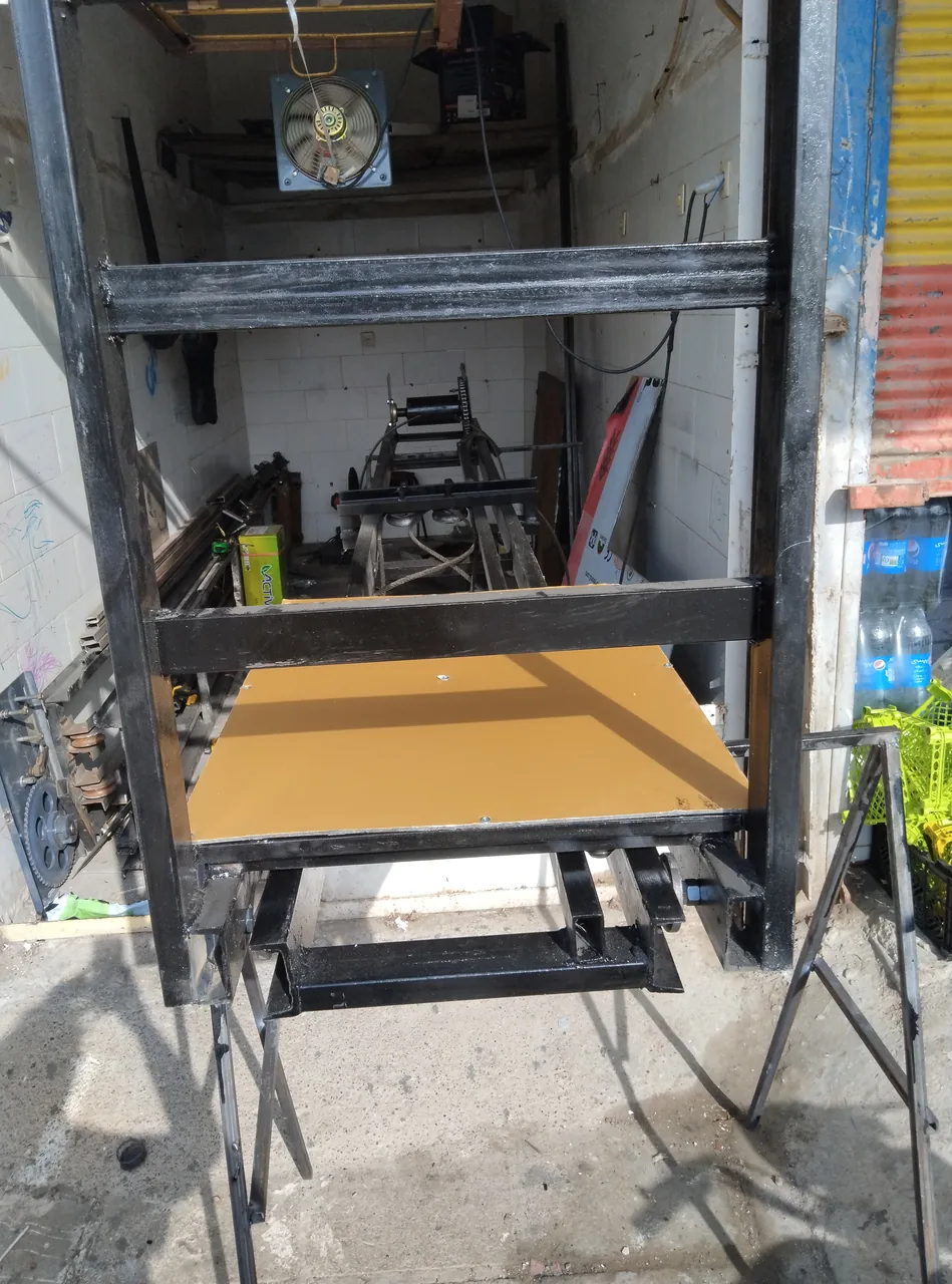 کارگاه آسانسور و بالابر کوثر - تصویر 2