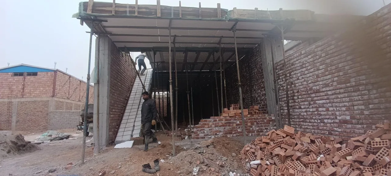 کارگاه تیرچه بلوک و پیمانکاری صدف - پیمانکاری ساختمان در کرمان - تصویر 2