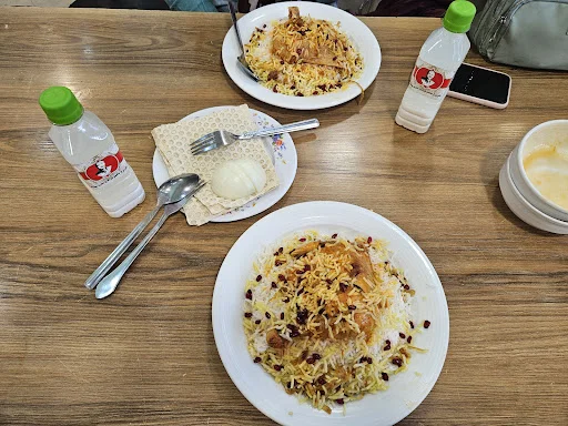 رستوران حاج مجید چلوپز