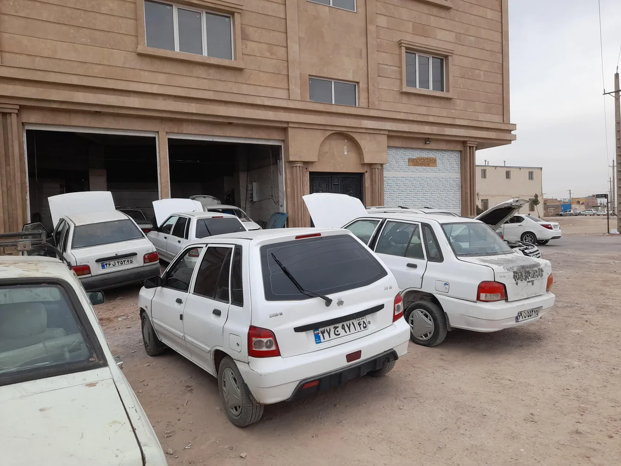 خدمات صافکاری و مکانیکی دانیال