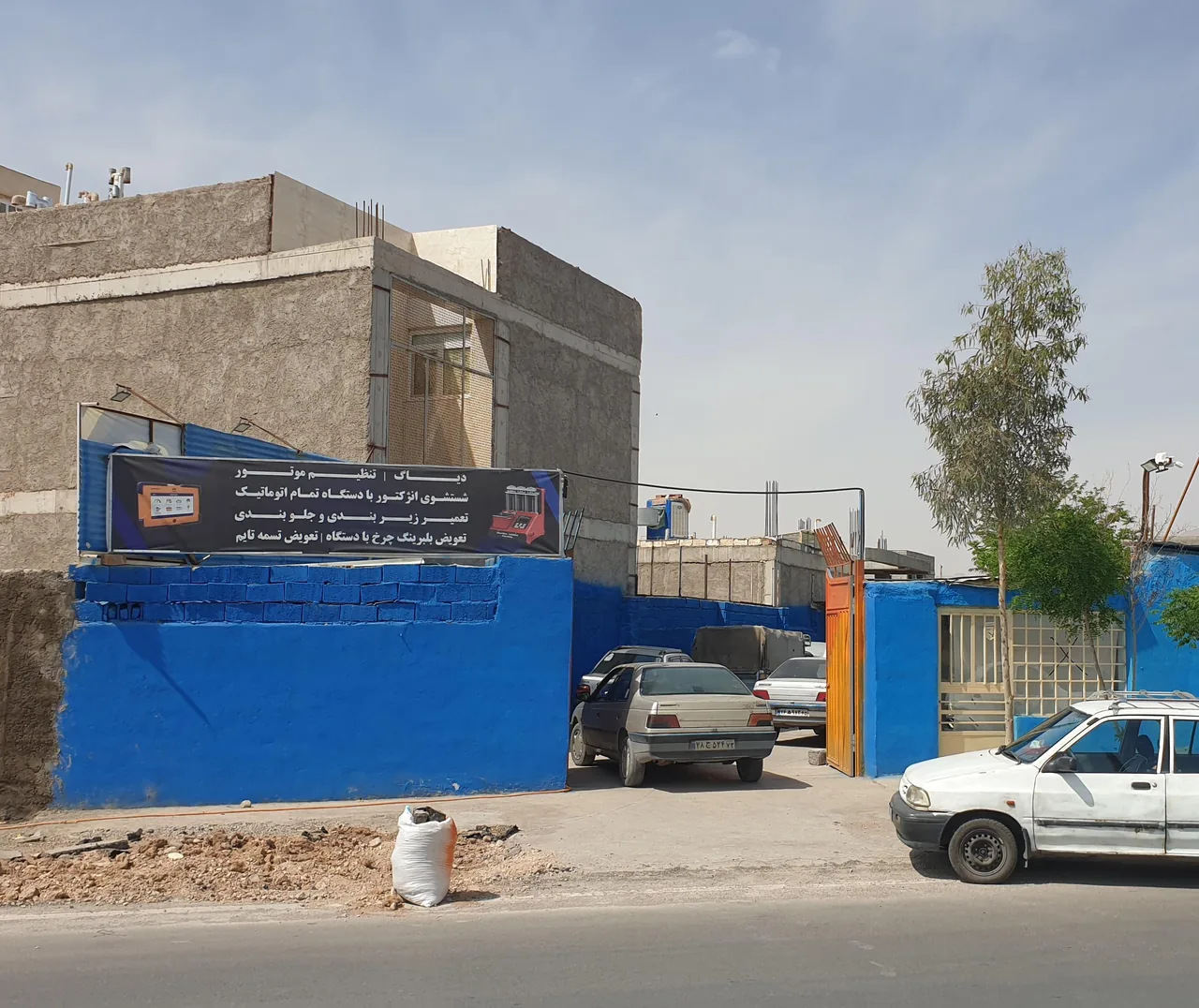 تعمیرگاه نژاد ملایری - تعمیرگاه خودرو در کرمان