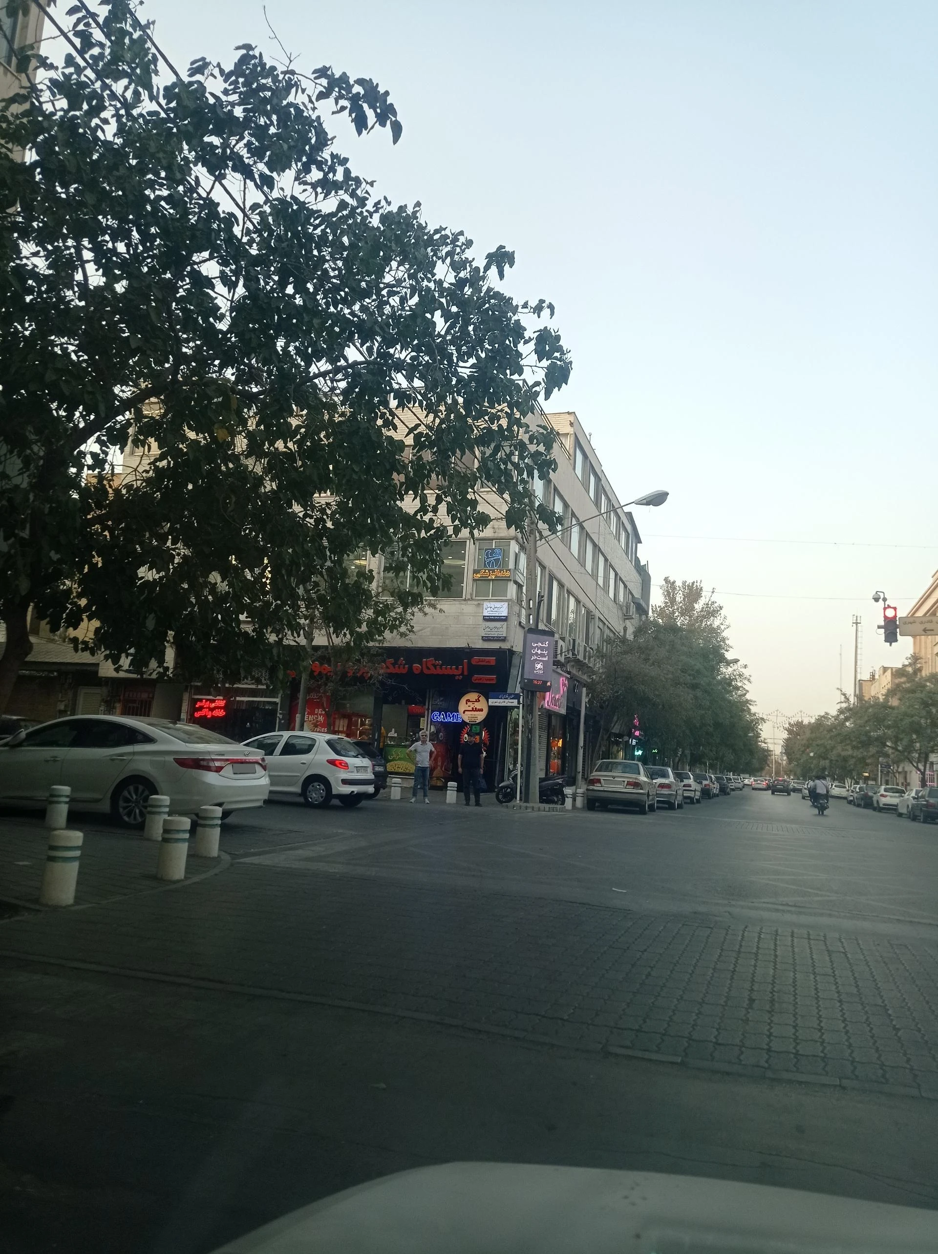 پیتزا ساندویچ سحر