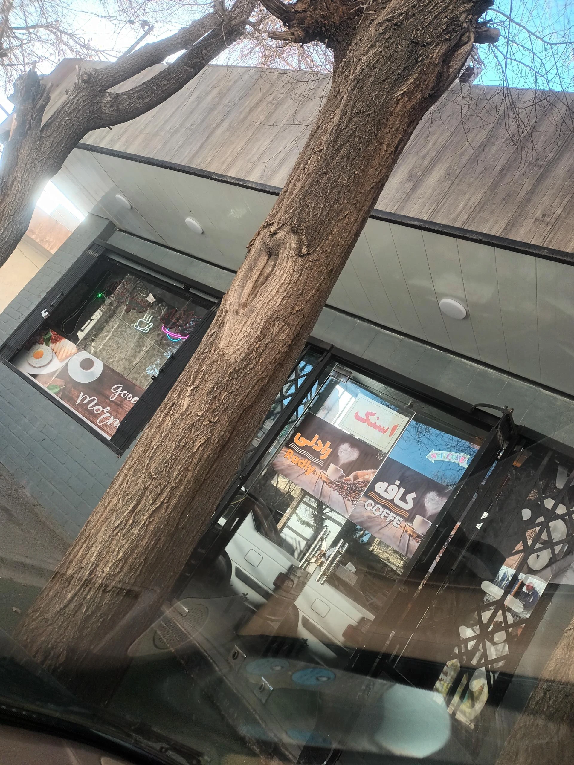 کافه گردون - کافه در کرمان - تصویر 2