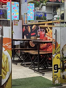 اغذیه دانشجو