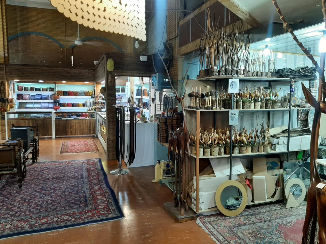 مجموعه خانه صنایع دستی کرمانشاه - تصویر 3