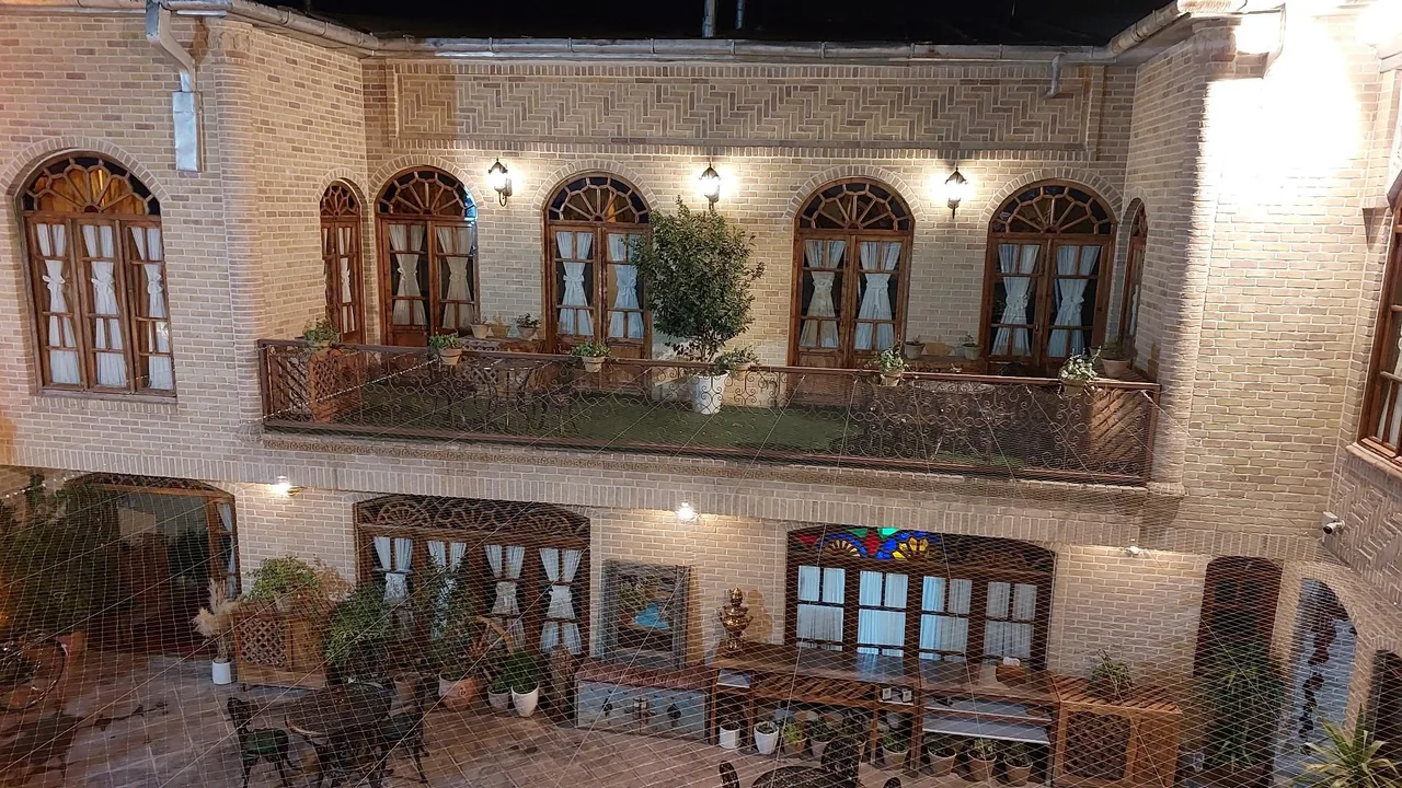 هتل بوتیک سنتی کرمانشاه - تصویر 4