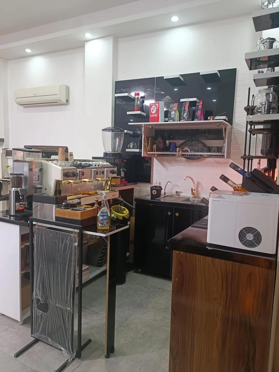 کافه بستنی مسعود - تصویر 5