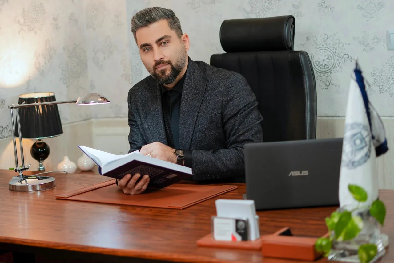 دفتر وکالت علی غزاله