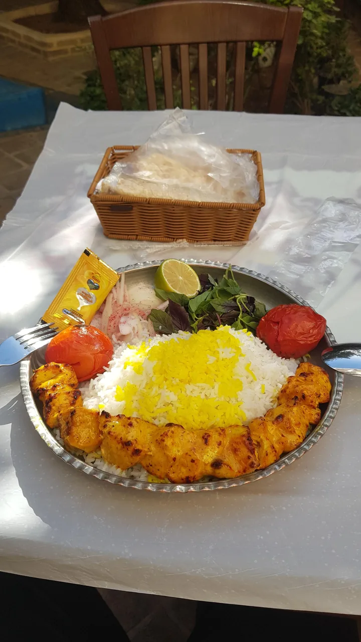 رستوران سنتی عمارت بامگاه - تصویر 5