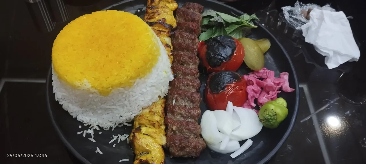 رستوران اتیوم - تصویر 2