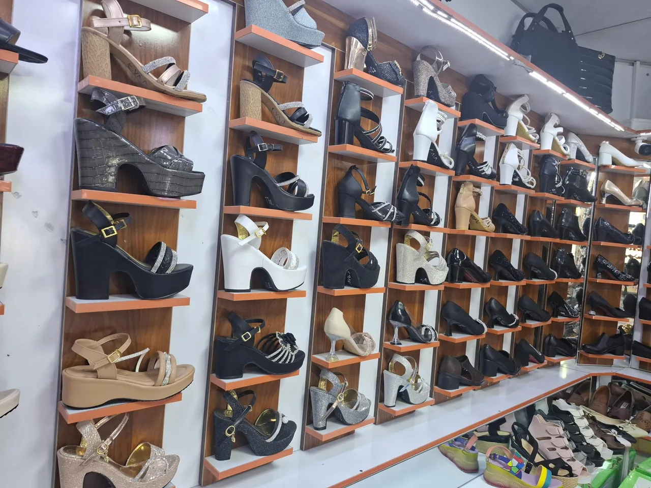 کیف و کفش شیک - تصویر 2