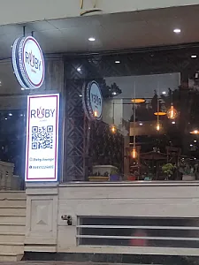 کافه روبی لانژ