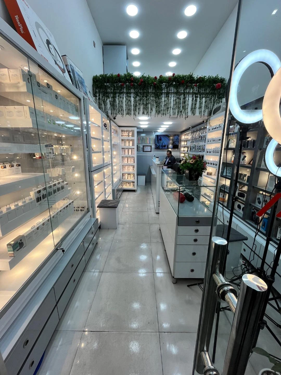 فروشگاه موبایل جی اس ام - تصویر 3