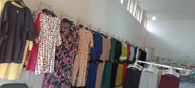 ارزانسرای پوشاک تاج