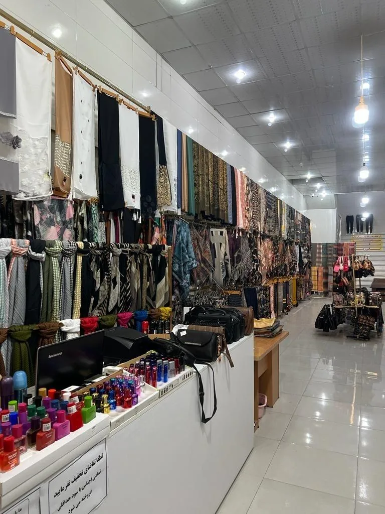 فروشگاه پوشاک جواهر - تصویر 2