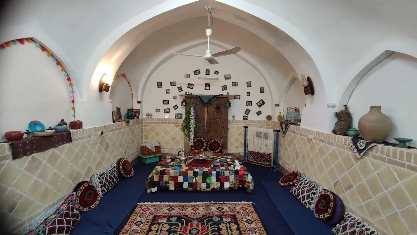 اقامتگاه بومگردی خانم کوچیک - تصویر 4