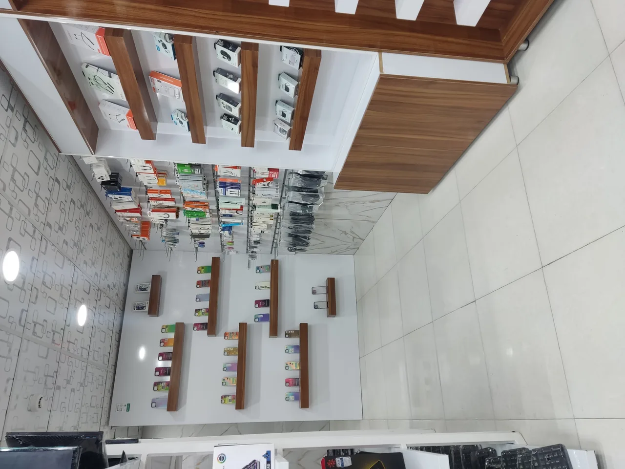اکسین موبایل شاپ - تصویر 2