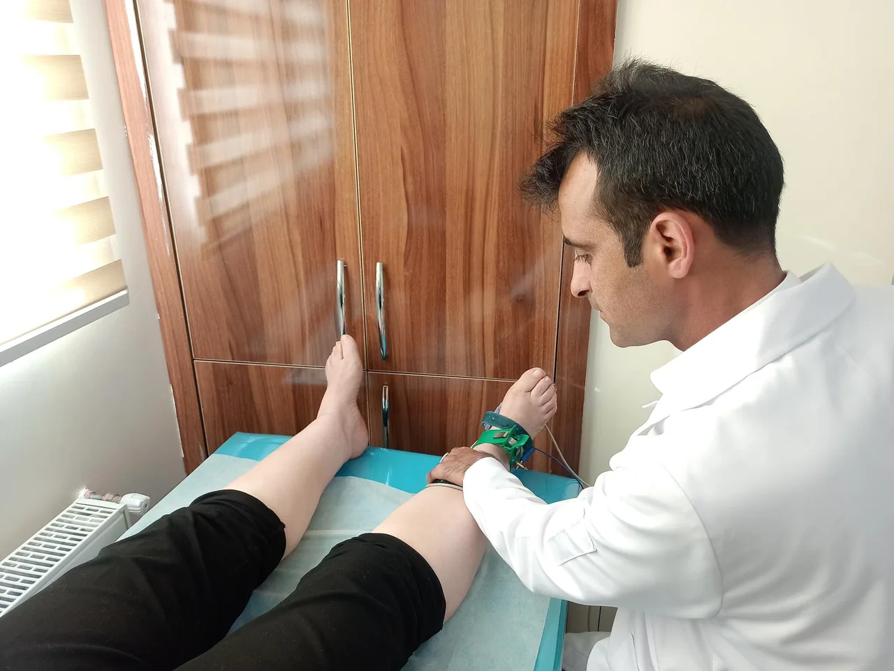 مطب دکتر معینی متخصص طب فیزیکی - تصویر 4