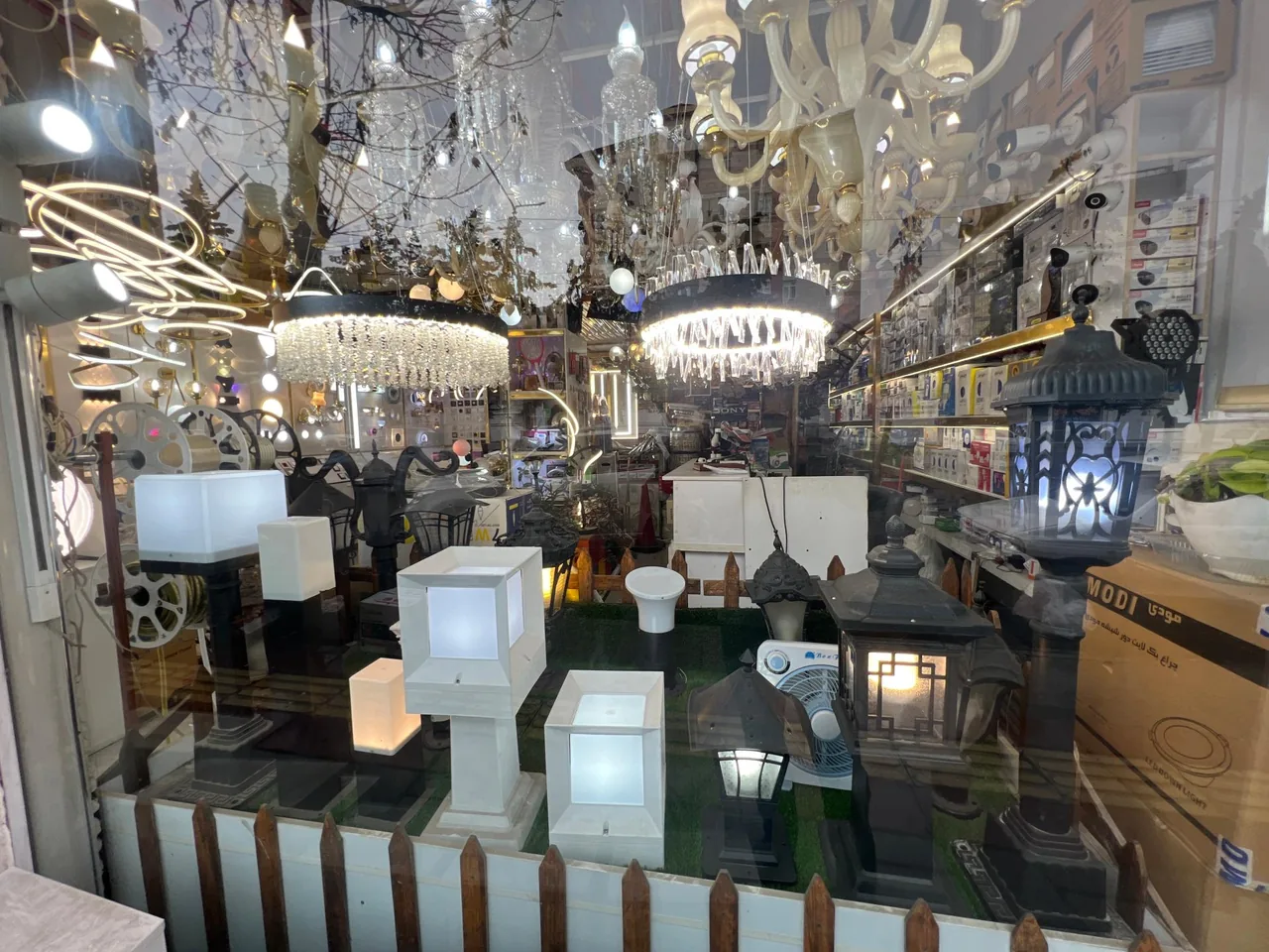 کالای برق مهندس آهنگر - تصویر 4