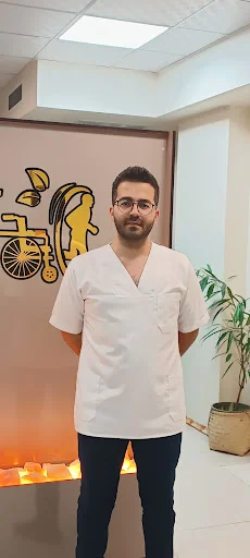 کلینیک فیزیوتراپی و کاردرمانی و گفتار درمانی آشیل