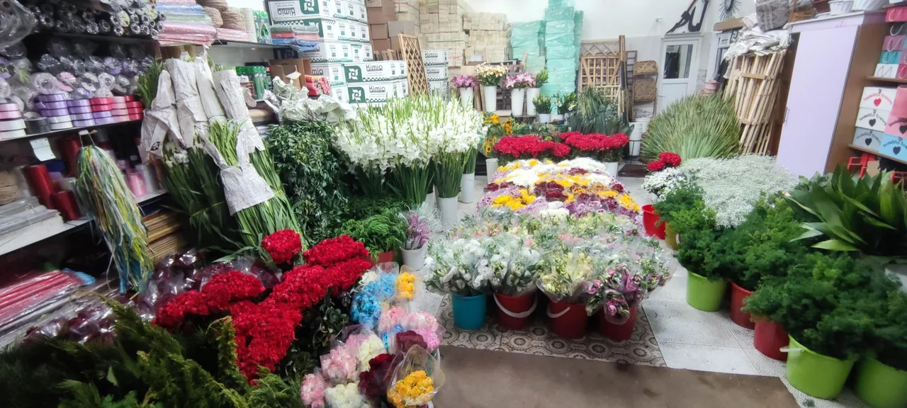 پخش گل و گلفروشی حاتم یار - گل‌فروشی در ارومیه