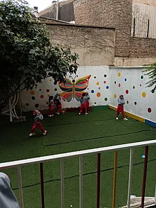 پیش دبستان و دبستان دخترانه نفیس
