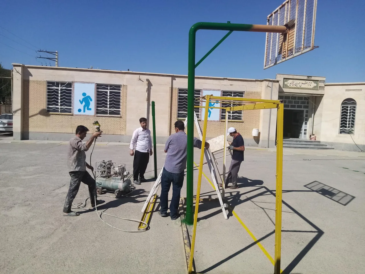 دبیرستان رفاه - تصویر 2