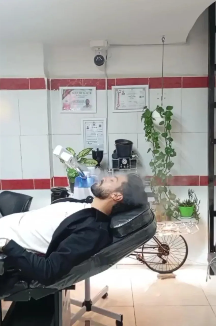 آرایشگاه بارون