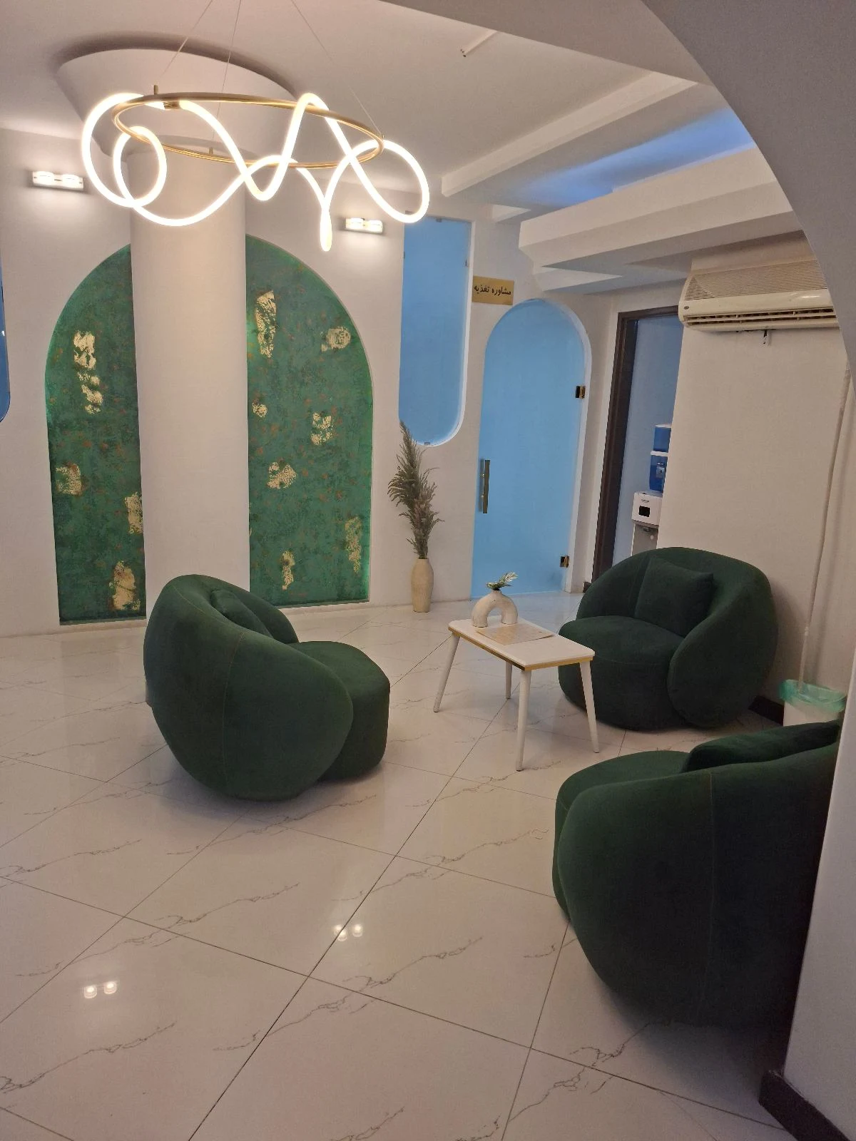 کلینیک درمانی و زیبایی ریواس - تصویر 2