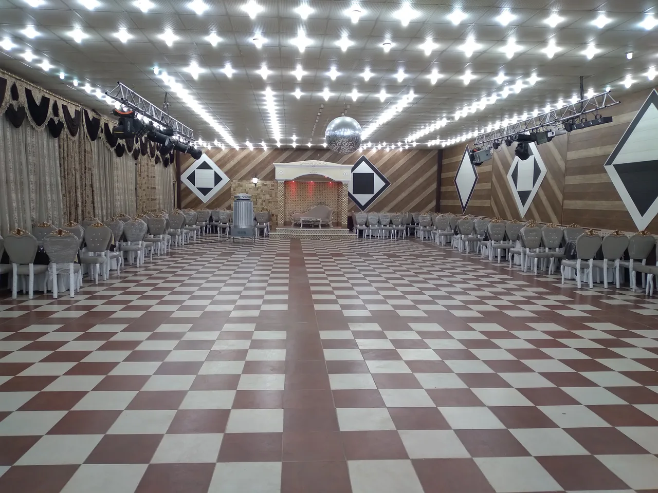 تالار پذیرایی کانی - تصویر 2