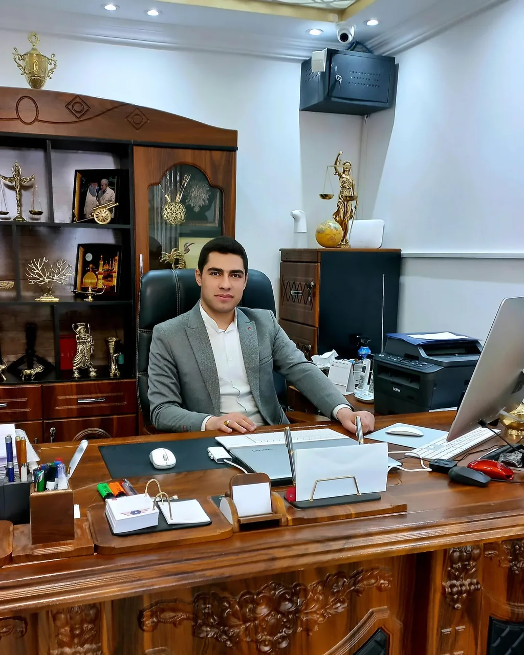 دفتر وکالت رضا آغباشلو