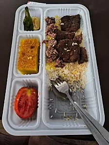 تهیه غذای گندمک