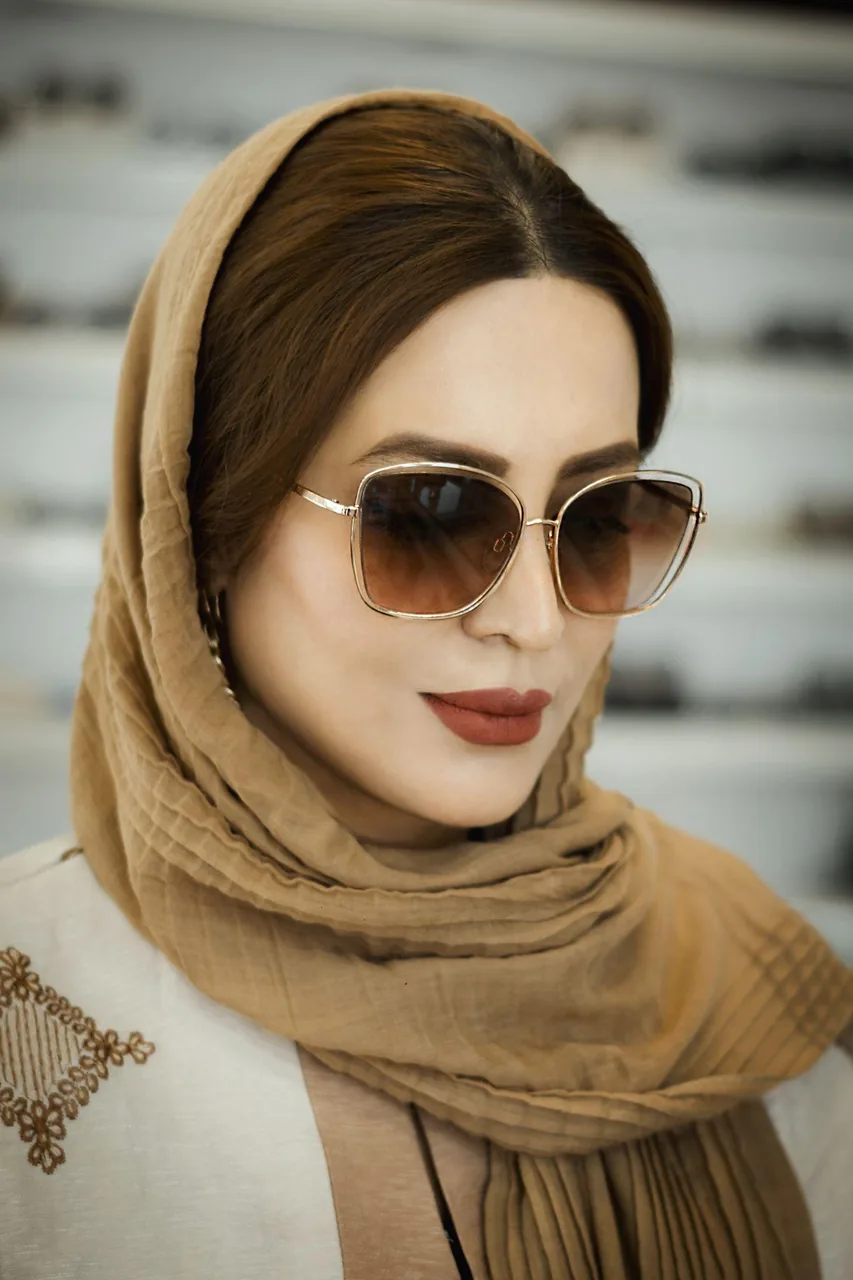 عینک سازی و عینک فروشی بینایی سنجی روشنا - عینک و اپتیک (طبی و فروش) در کرمان - تصویر 5