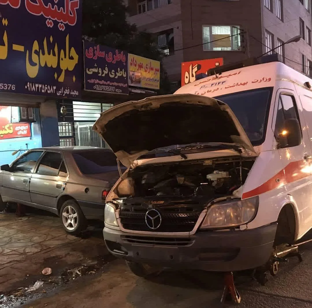 تعمیرگاه تخصصی خودرو تکنیک_فخرایی - مکانیکی در کرمانشاه - تصویر 3