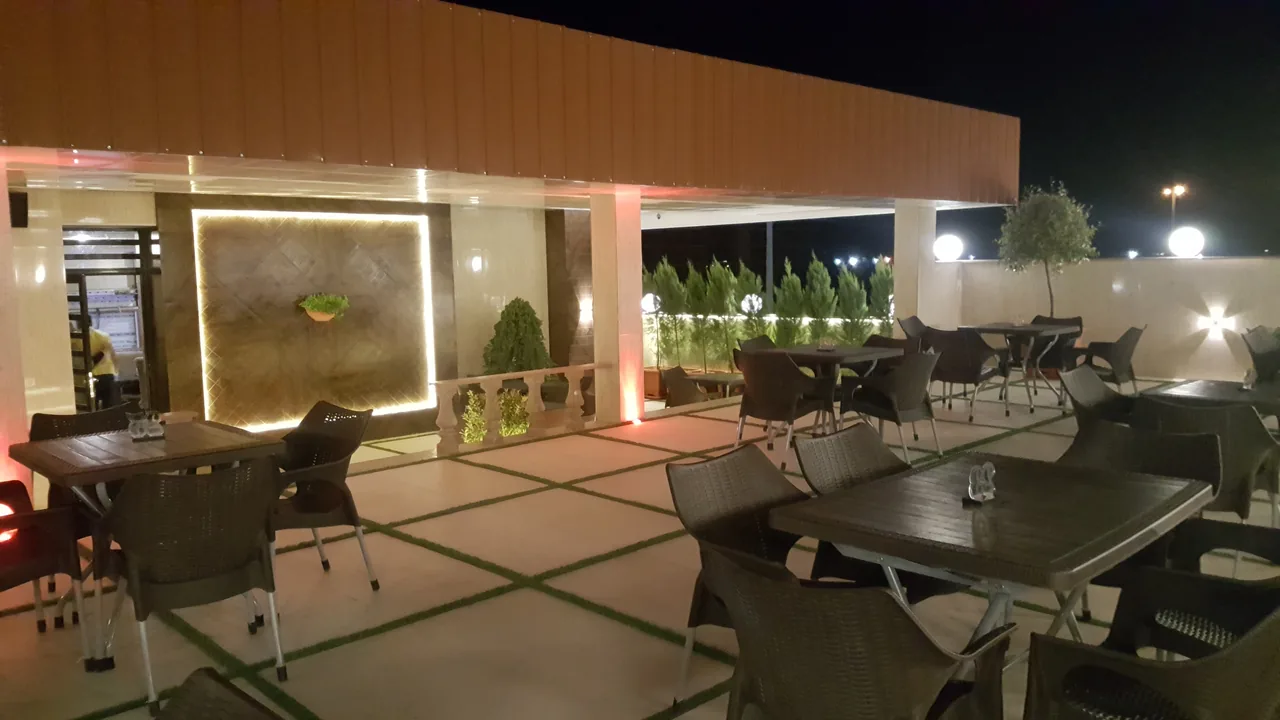 دیوان - تصویر 3