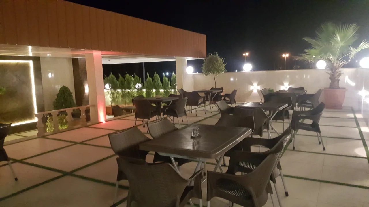 دیوان - تصویر 4