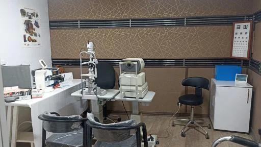 عینک طبی نگاه