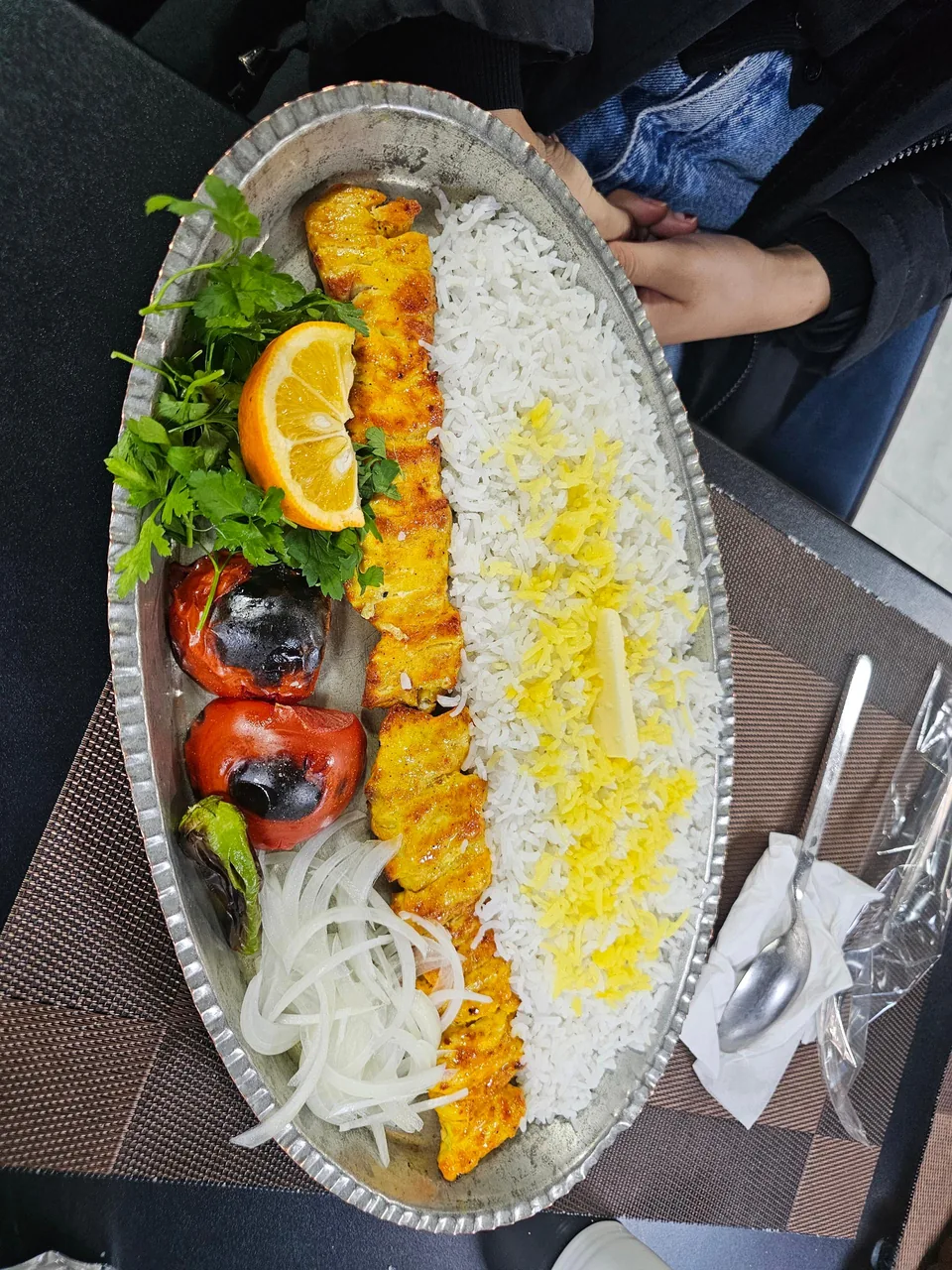 رستوران فیروزه
