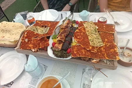 رستوران هور