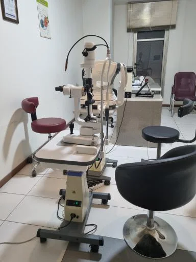 عینک بهاران - اپتومتریست محمد جلال‌زاده