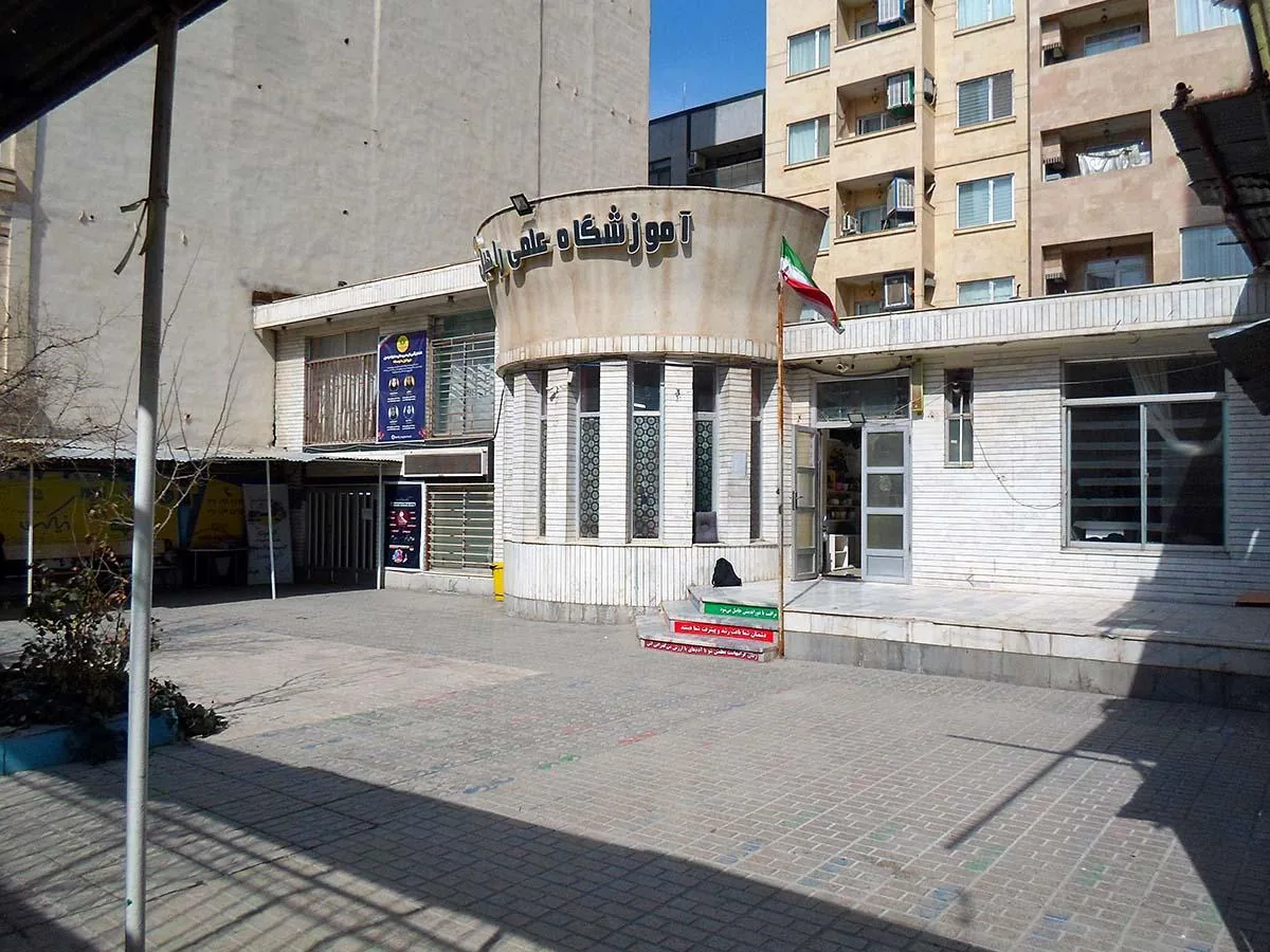 دبیرستان دخترانه غیردولتی راحیل - تصویر 4