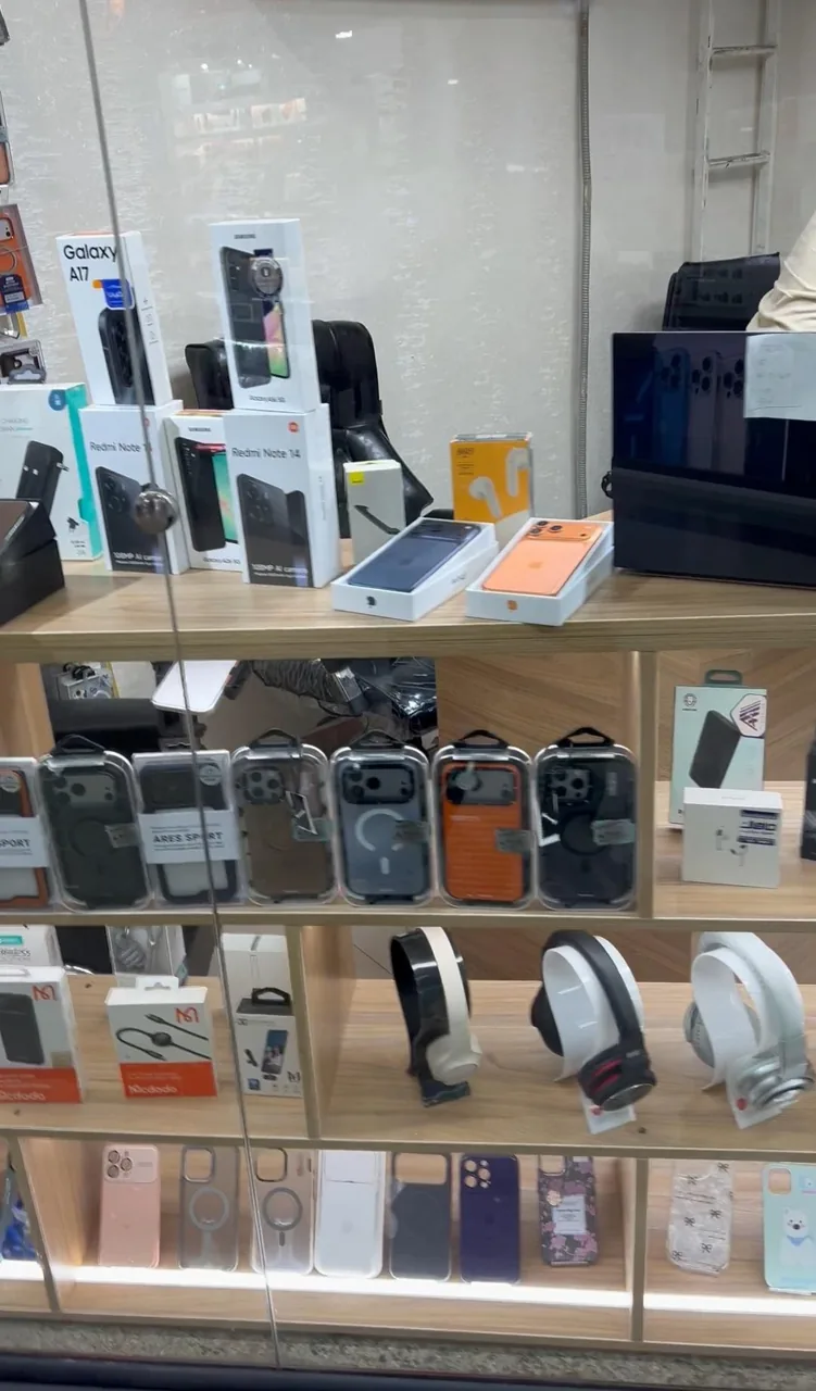 موبایل فون استور