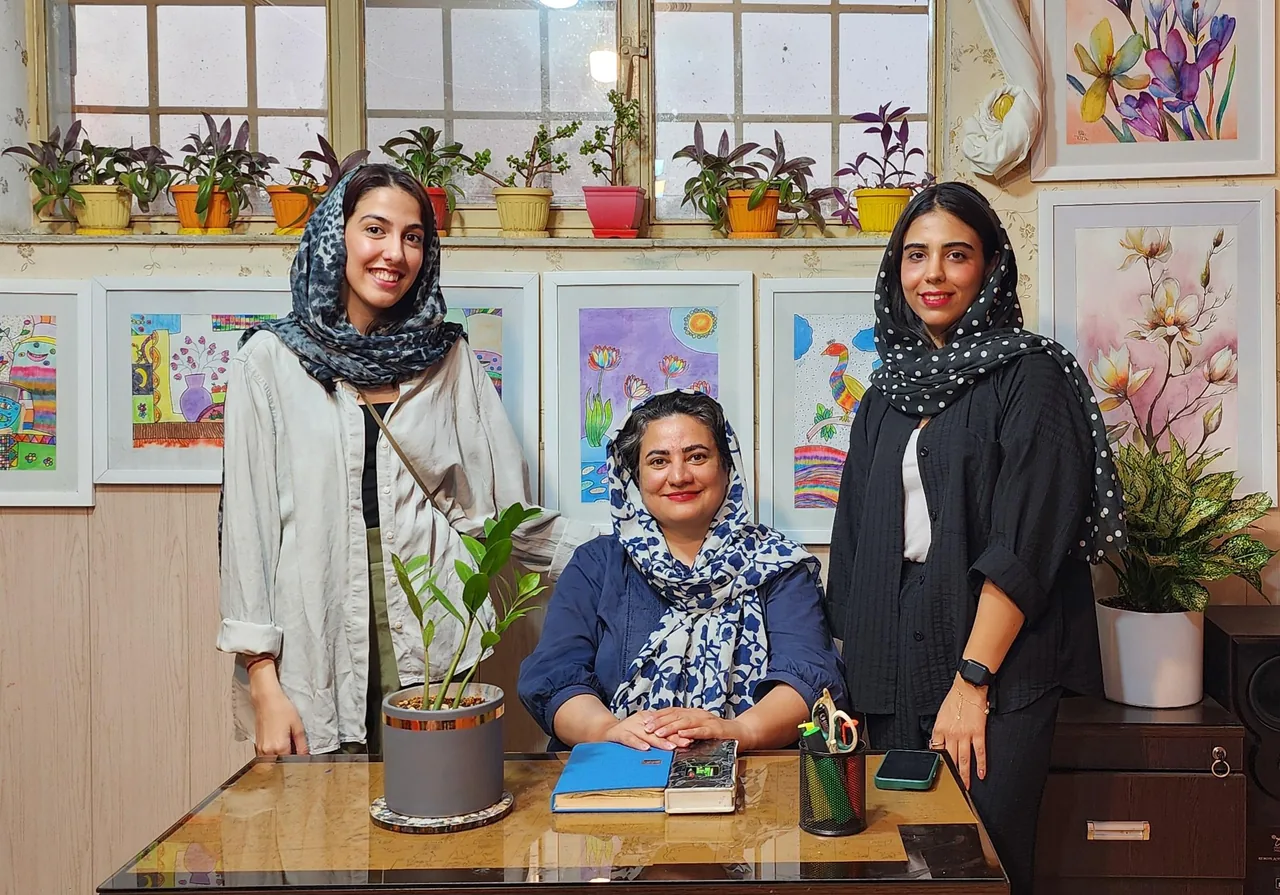 آموزشگاه نقاشی و رزین نقش نو - آموزشگاه نقاشی و هنر در کرمان - تصویر 3