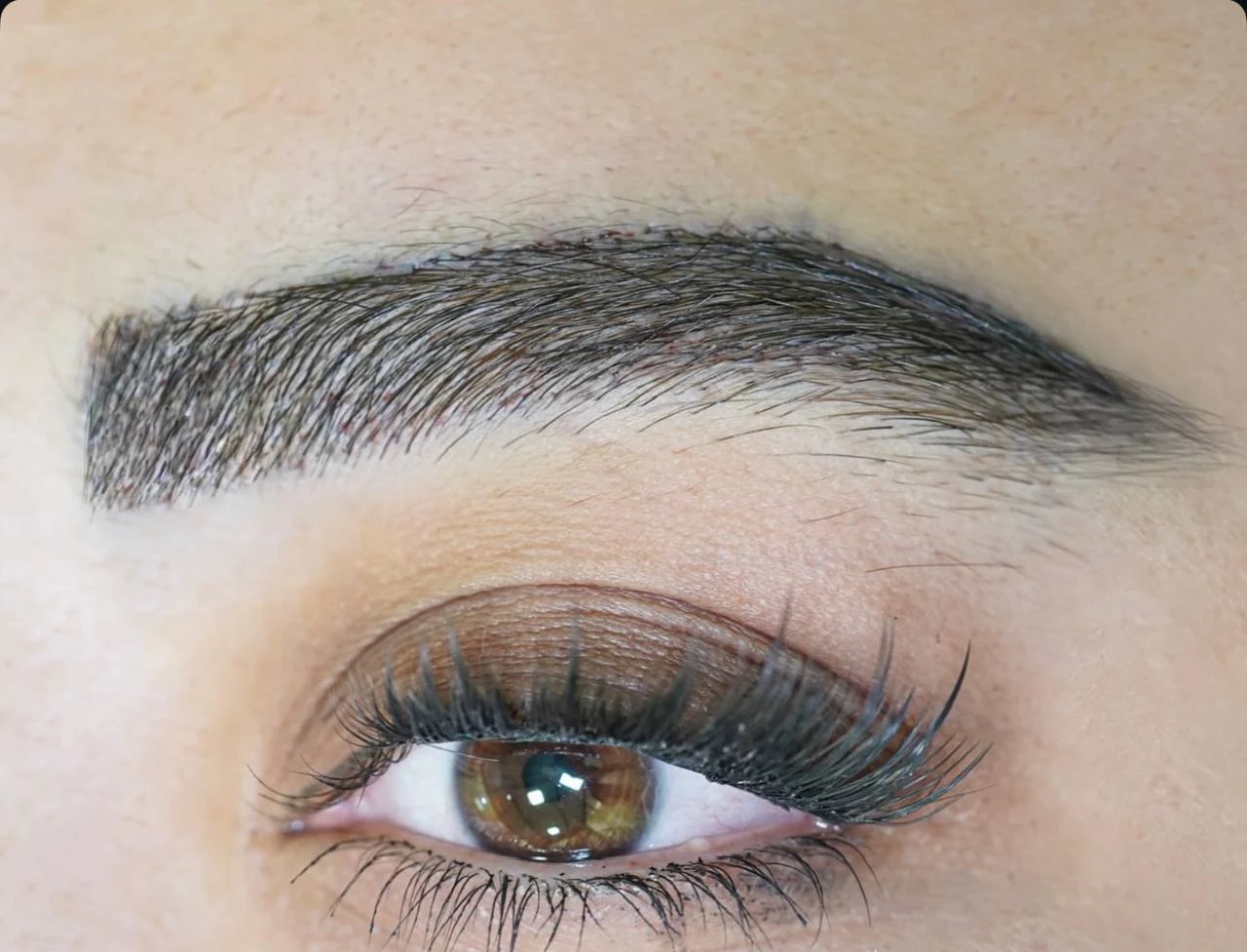 کلینیک تخصصی پوست و مو اکسیر جوانی سایه - تصویر 4