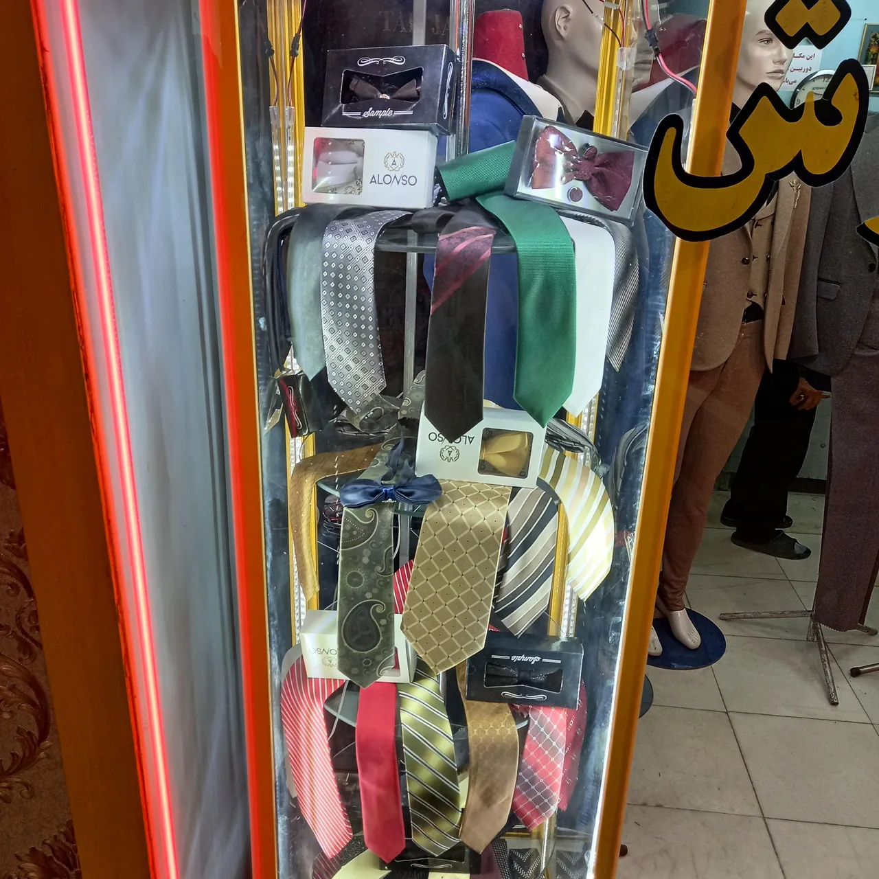 بورس انواع کت وشلوارکرایه ای وفروشی تندیس - تصویر 5