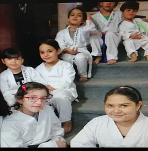 مجموعه ورزشی سپیدار