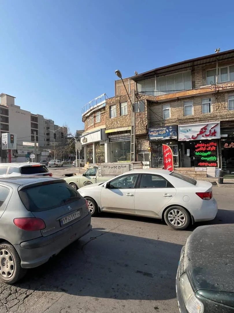 کاشی ۱۸ ماهه بابادوست - تصویر 4
