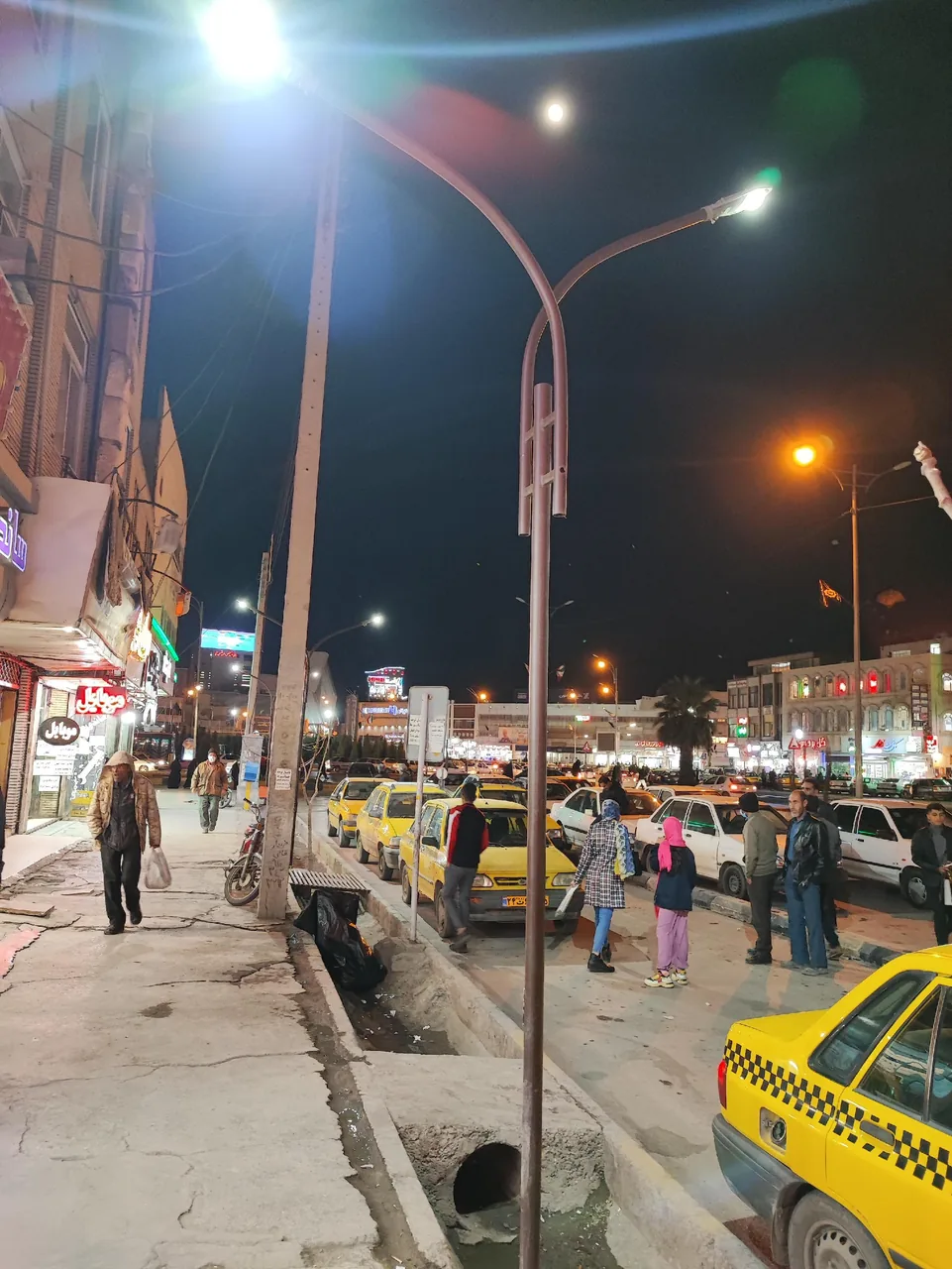 سوپر ستاره ابی - سوپرمارکت در کرمان - تصویر 3