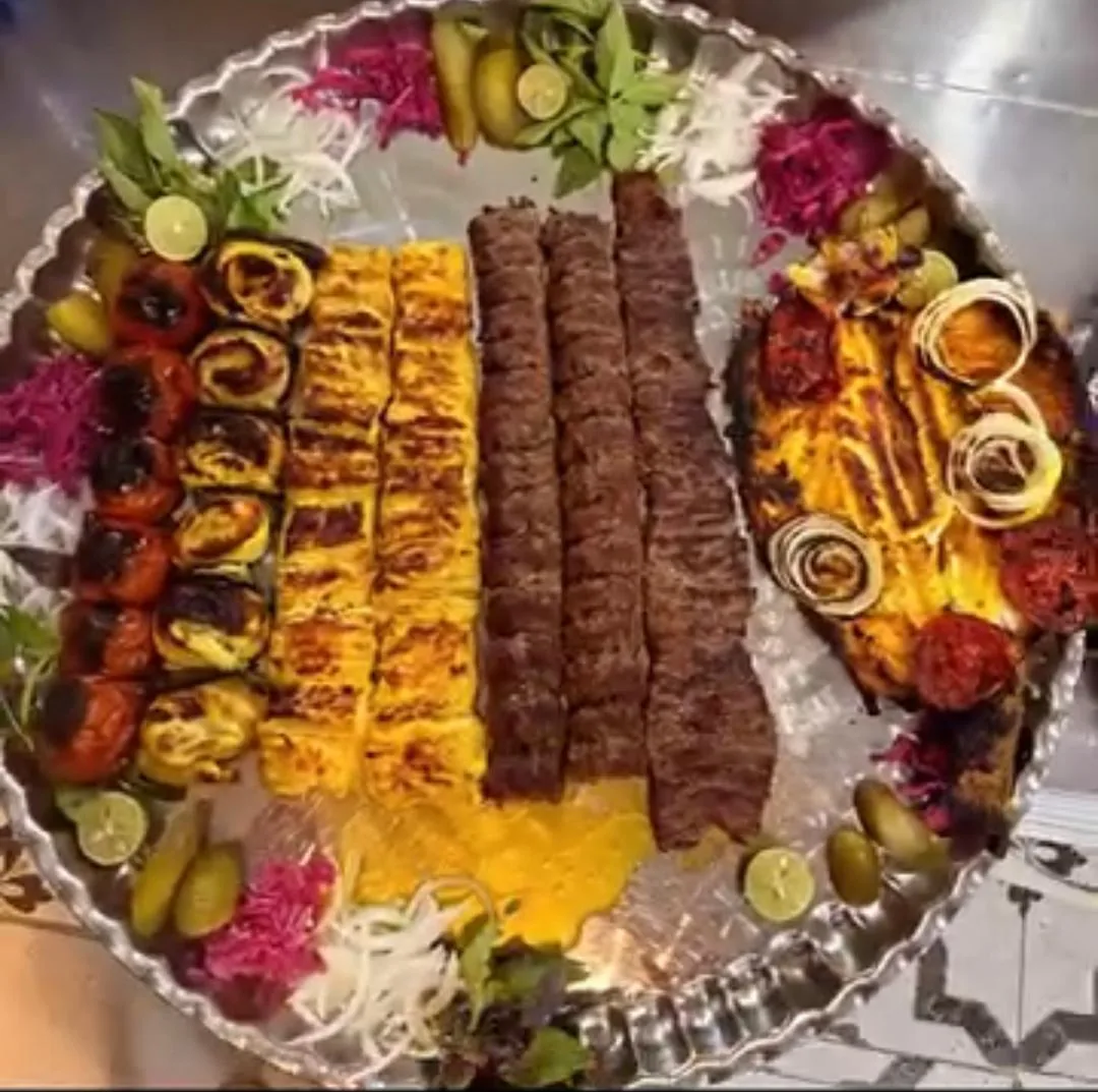 کافه زهره - تصویر 2