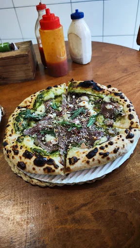 پیتزا کانارینو